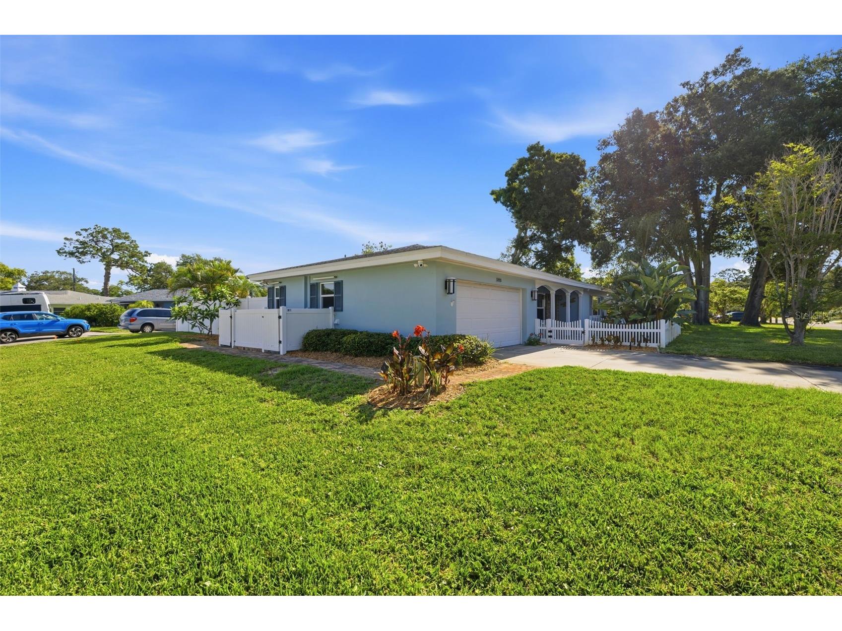 3733 Harbor Heights Drive Largo FL 33774 TB8516469 image3
