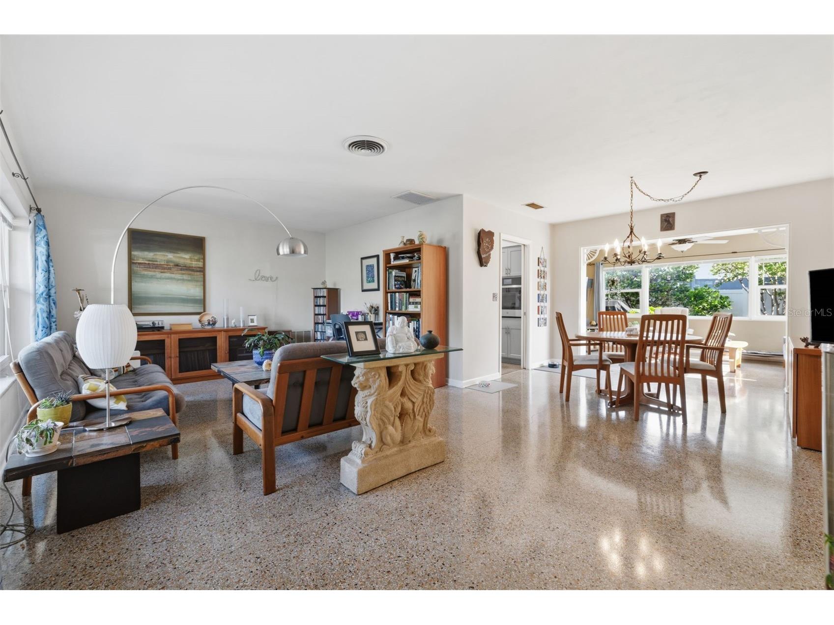 3733 Harbor Heights Drive Largo FL 33774 TB8516469 image5
