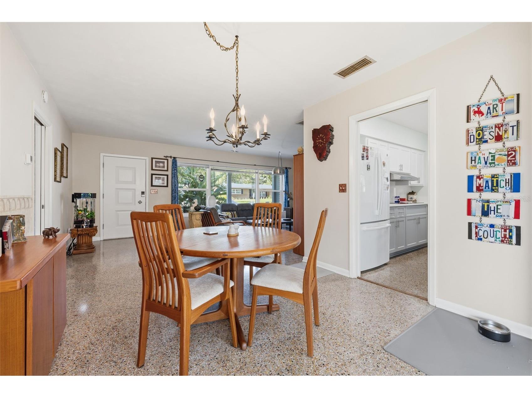 3733 Harbor Heights Drive Largo FL 33774 TB8516469 image8