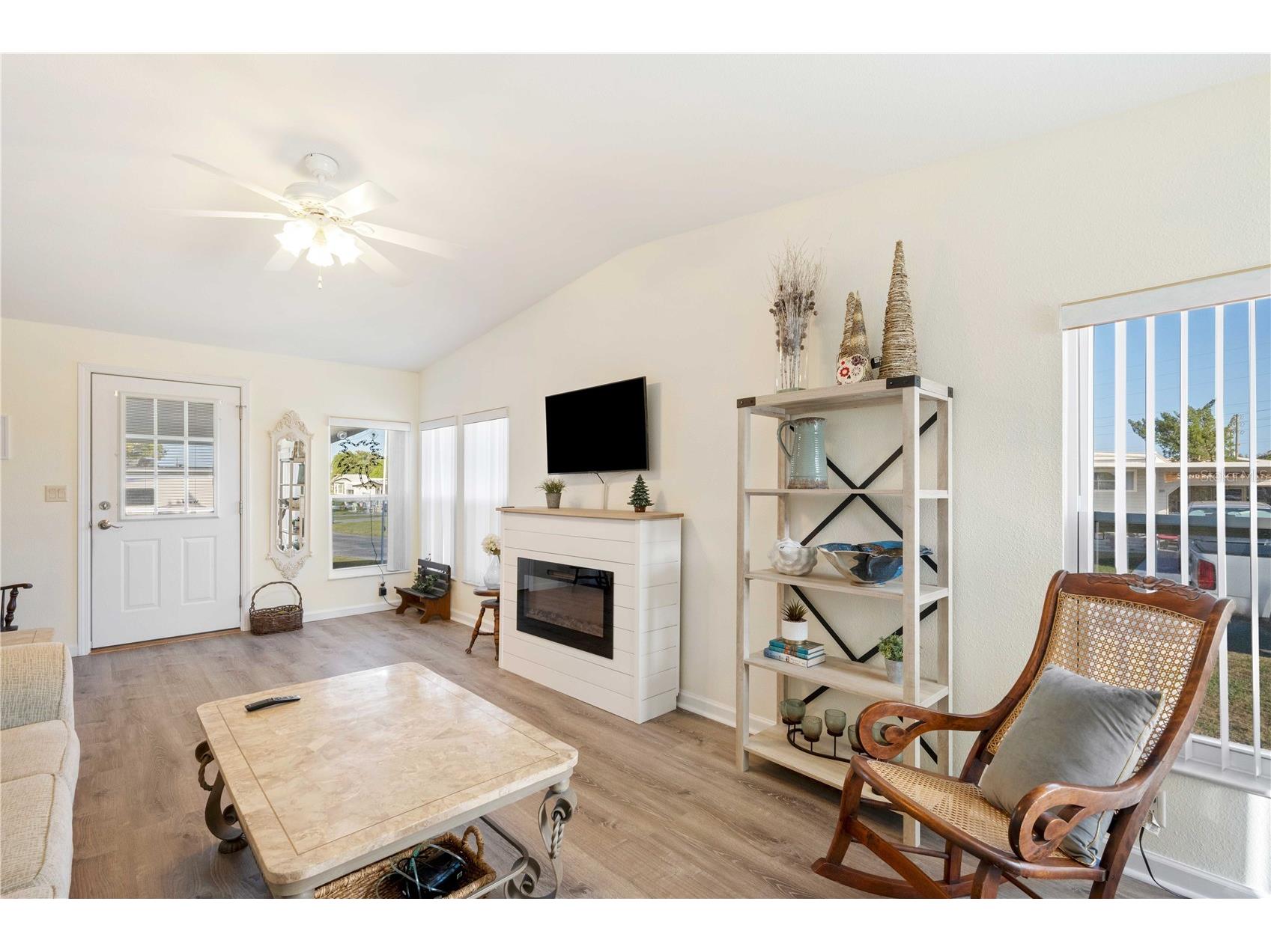 37338 Sandra Avenue Zephyrhills FL 33542 TB8465919 image20