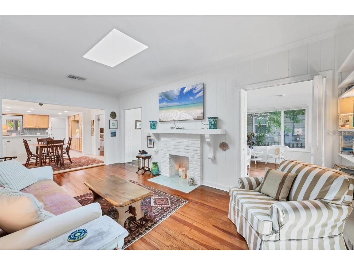 3734 Iroquois Avenue Sarasota FL 34234 A4659617 image10