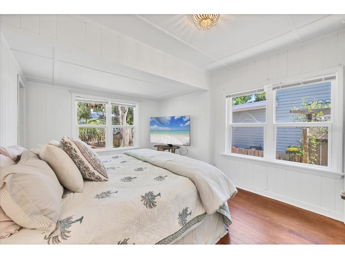 3734 Iroquois Avenue Sarasota FL 34234 A4659617 image11