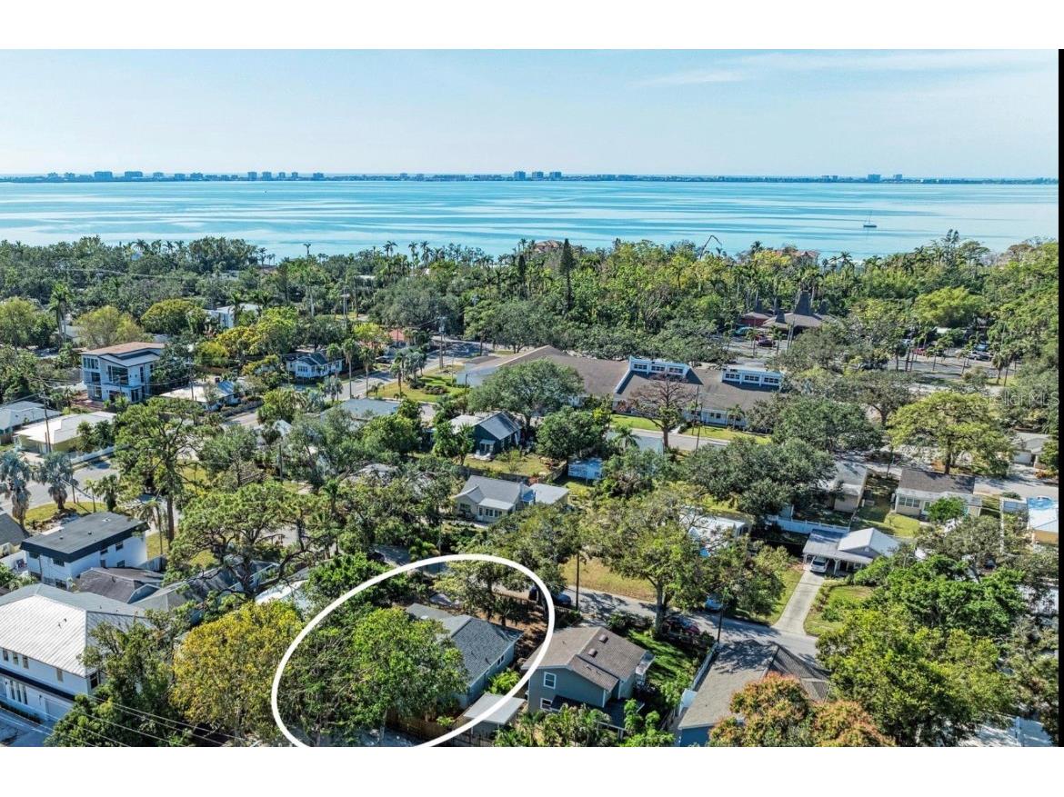 3734 Iroquois Avenue Sarasota FL 34234 A4659617 image2