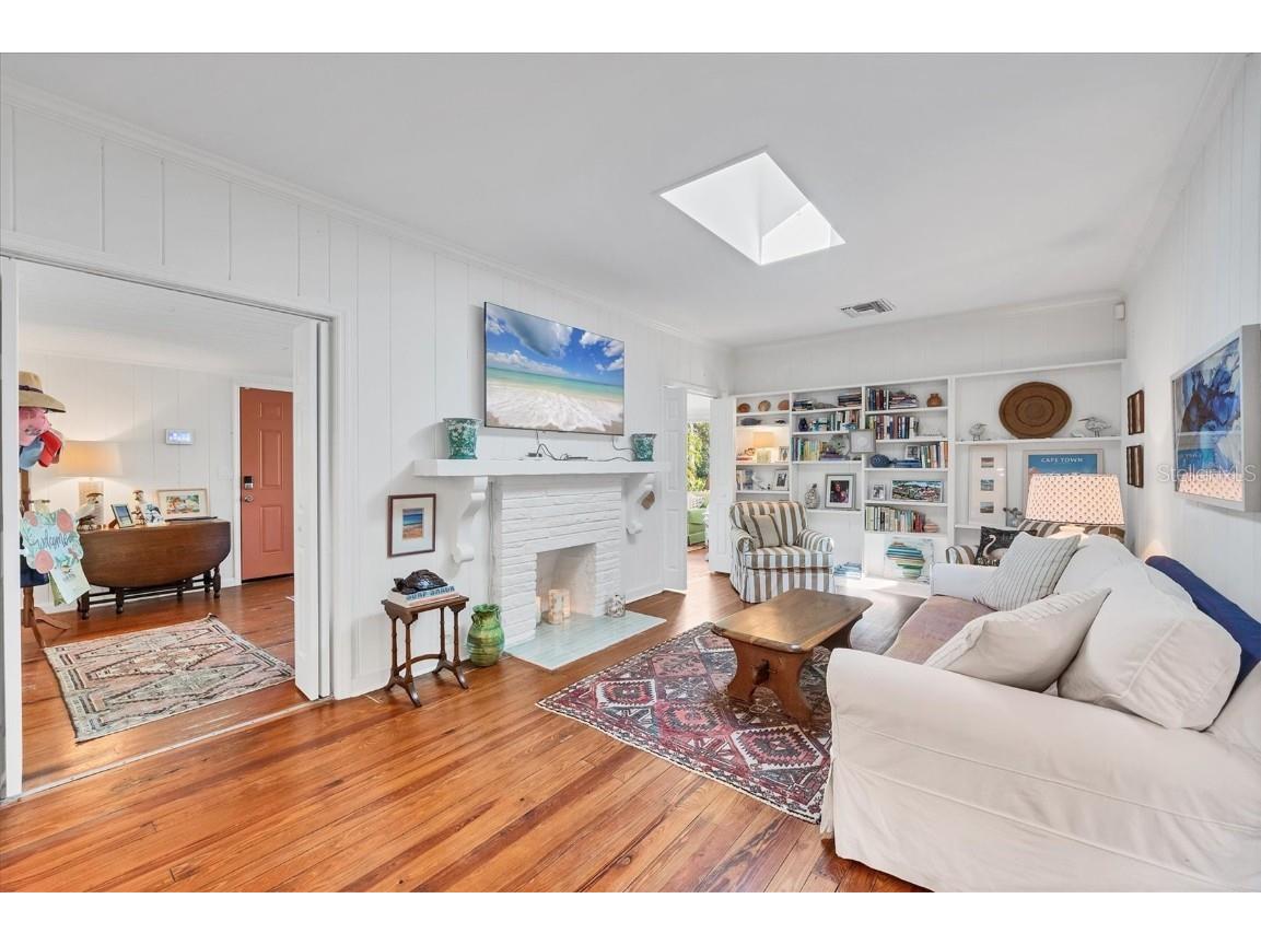 3734 Iroquois Avenue Sarasota FL 34234 A4659617 image9