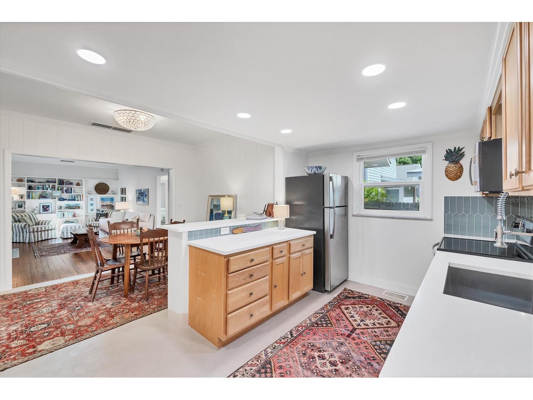 3734 Iroquois Avenue Sarasota FL 34234 A4679833 image12