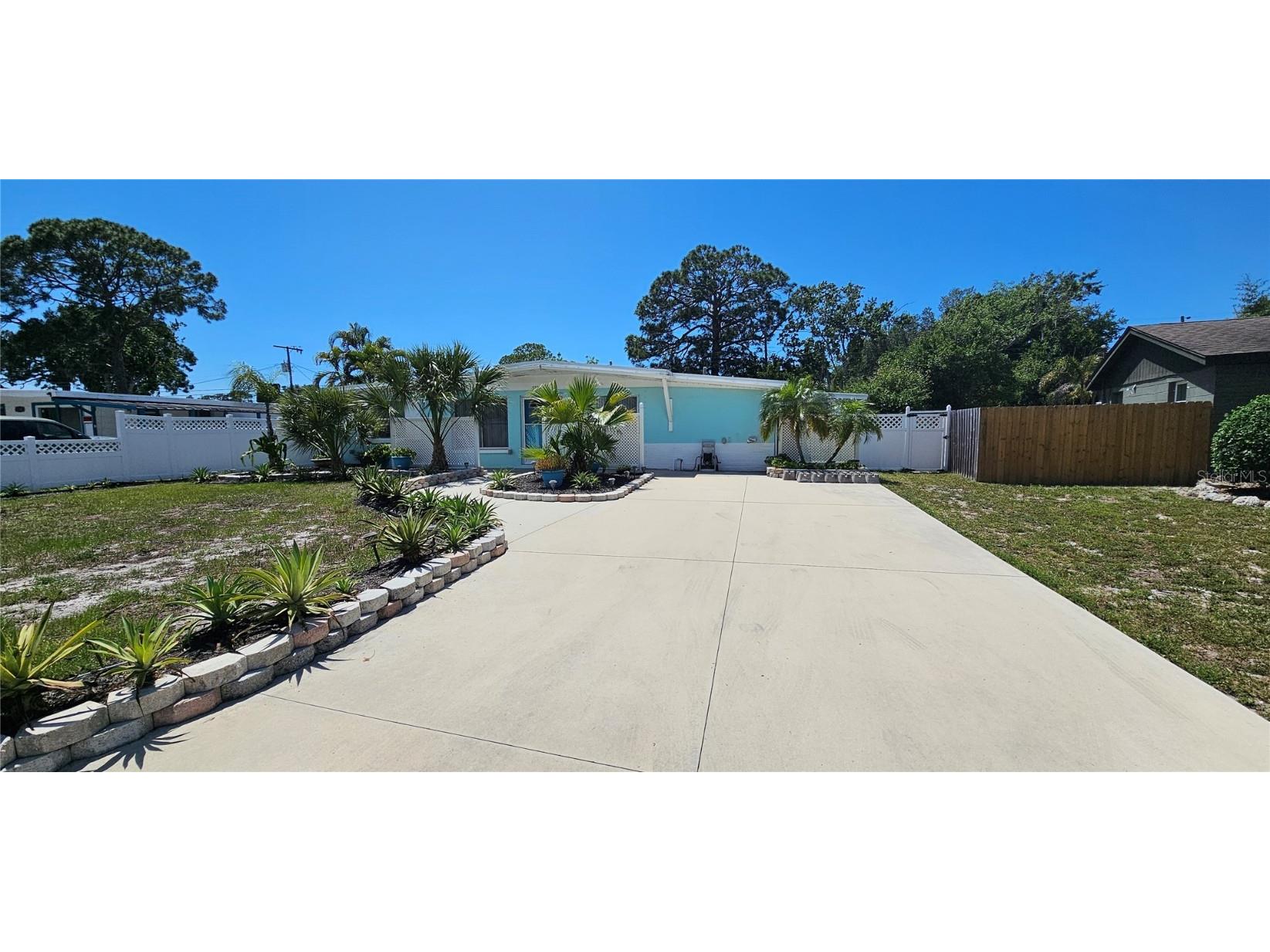 3734 Lokai Place Sarasota FL 34232 A4607689 image1