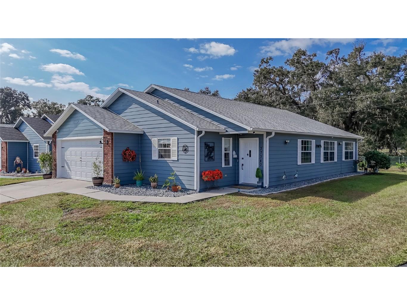 37340 Derbyshire Drive Zephyrhills FL 33542 TB8451575 image1