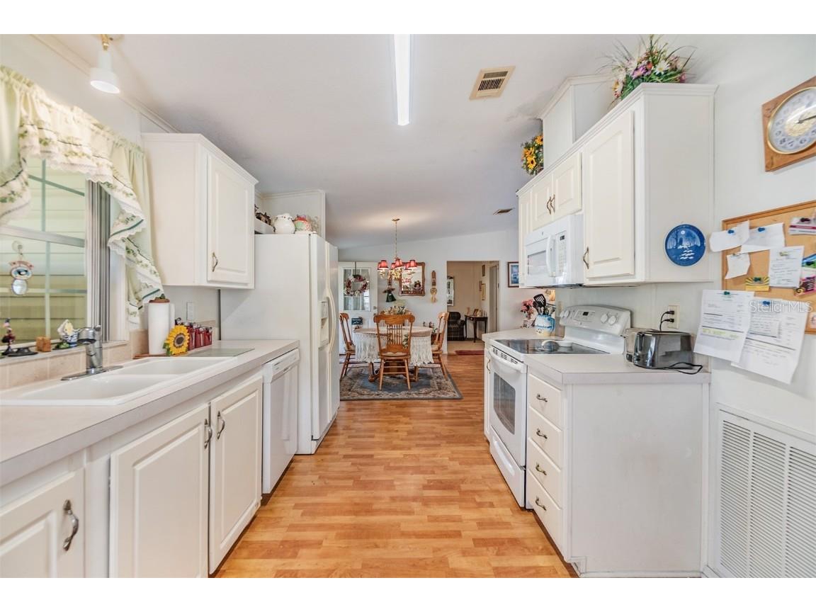 37340 Neukom Avenue Zephyrhills FL 33541 TB8424684 image12