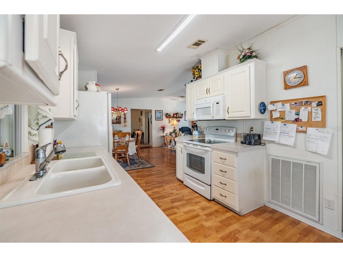 37340 Neukom Avenue Zephyrhills FL 33541 TB8424684 image13