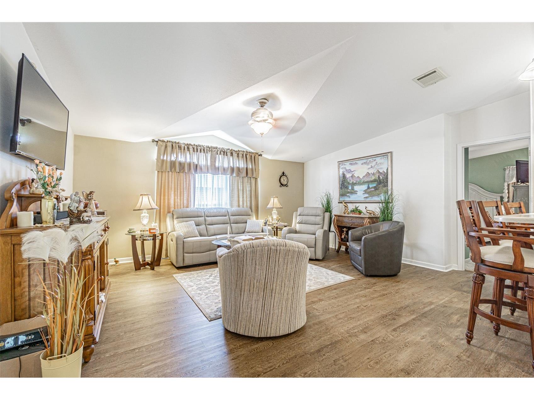 37349 Gill Avenue Zephyrhills FL 33541 TB8497010 image2