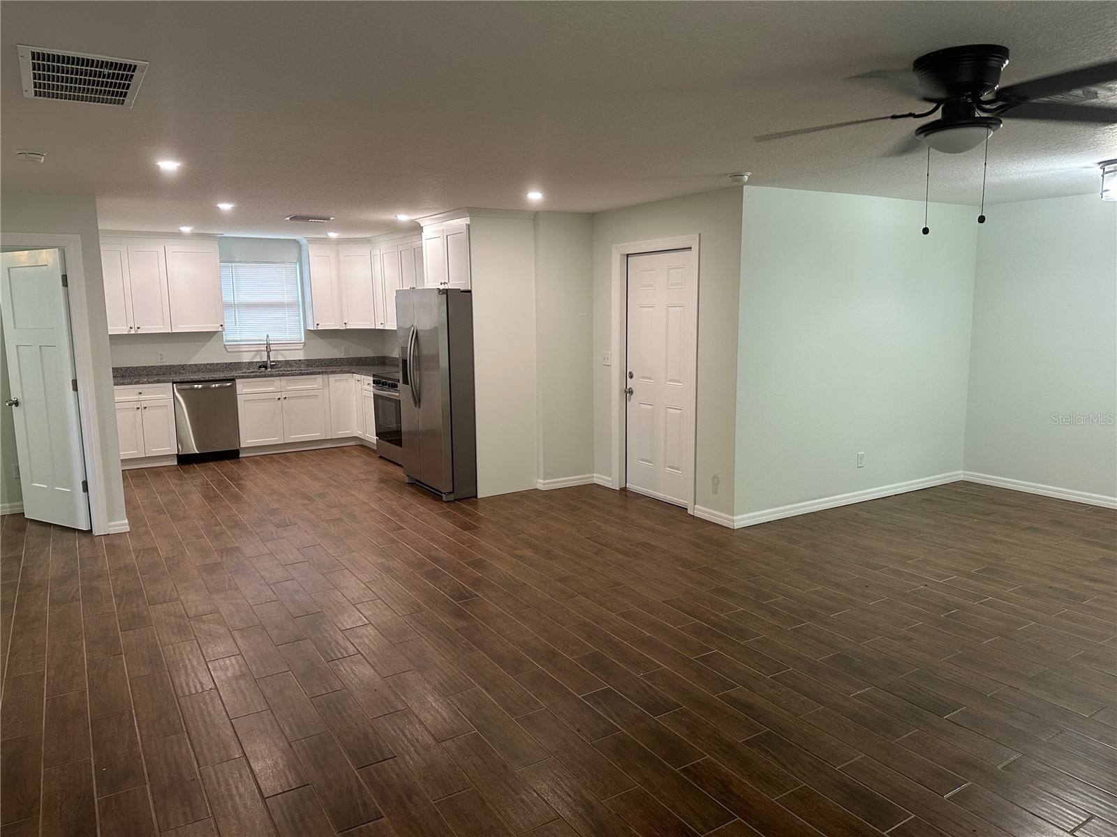 3735 39th Avenue N Saint Petersburg FL 33714 TB8503604 image5