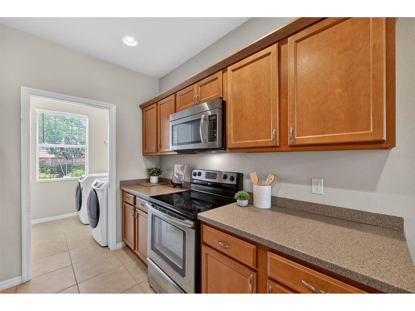 3736 82nd Avenue Circle E #105 Sarasota FL 34243 A4688742 image10