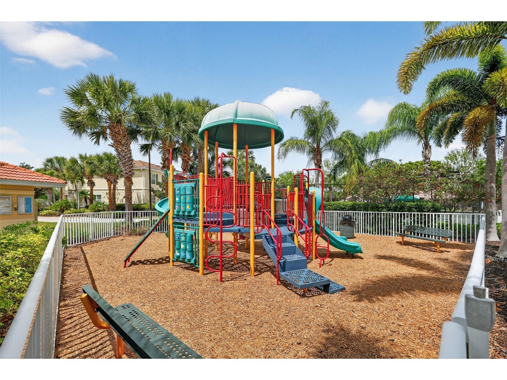 3736 82nd Avenue Circle E #105 Sarasota FL 34243 A4688742 image31