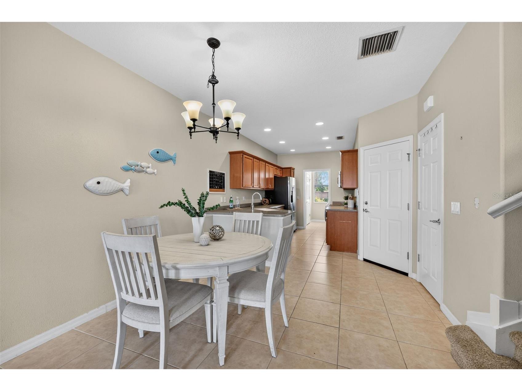 3736 82nd Avenue Circle E #105 Sarasota FL 34243 A4688742 image7