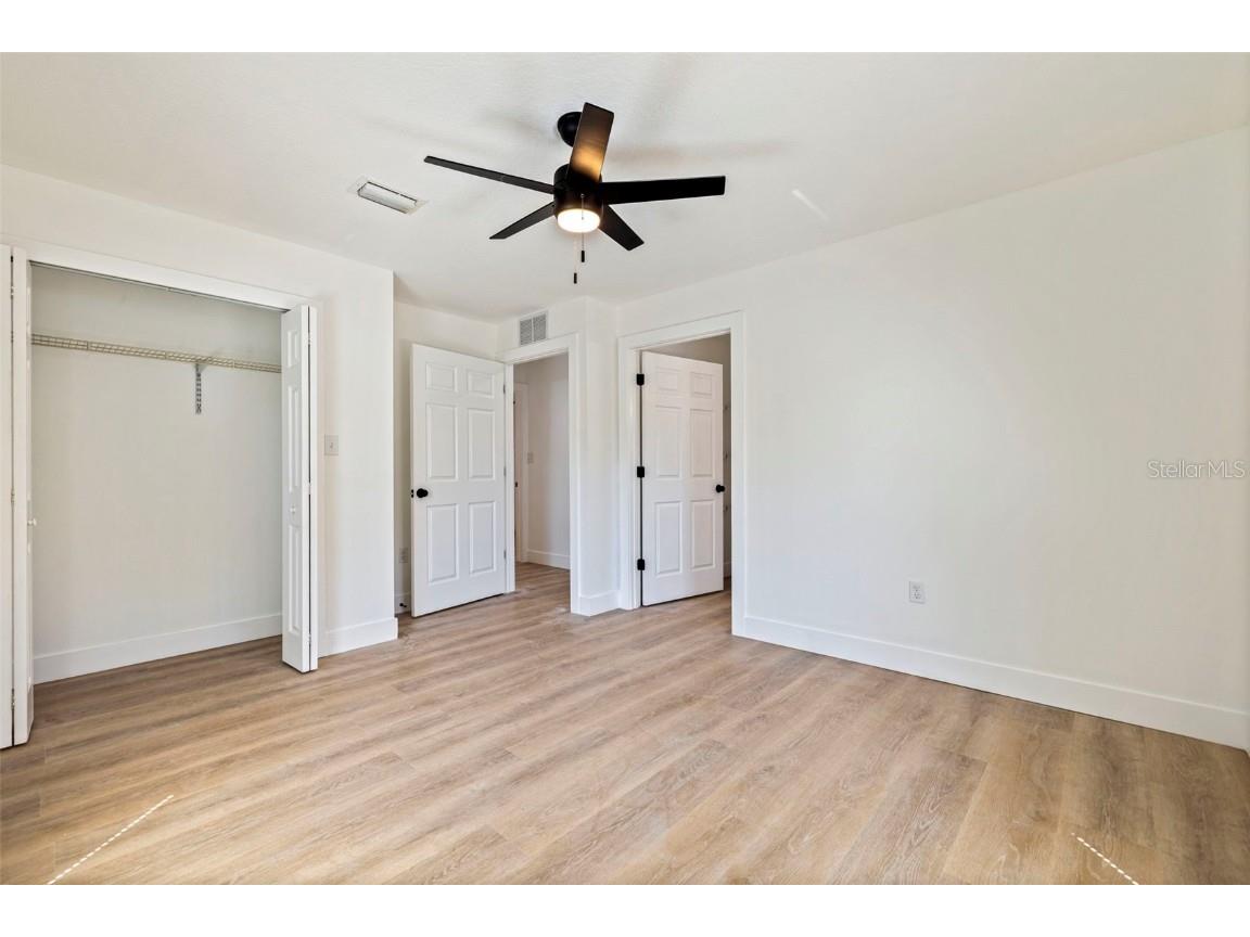 3738 18th Terrace S Saint Petersburg FL 33711 TB8452511 image21