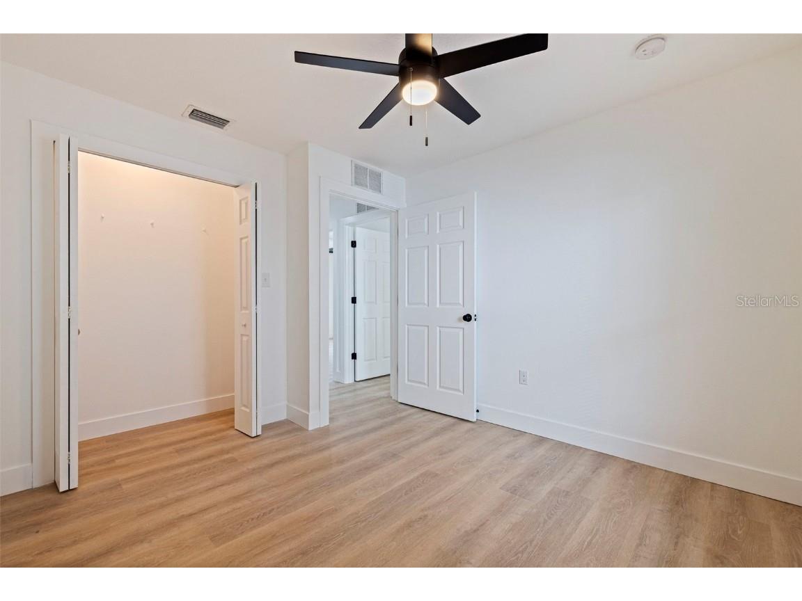 3738 18th Terrace S Saint Petersburg FL 33711 TB8452511 image27