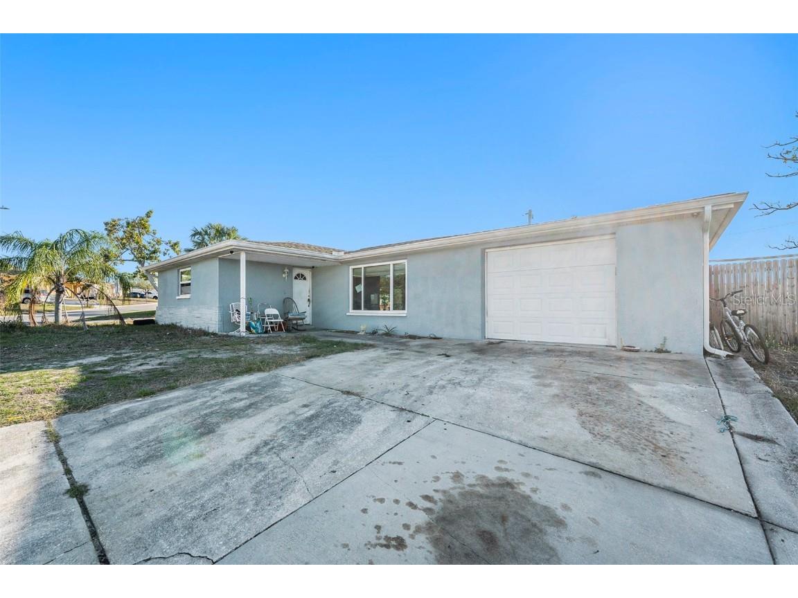 3739 Kimberly Oaks Drive Holiday FL 34691 TB8348879 image1
