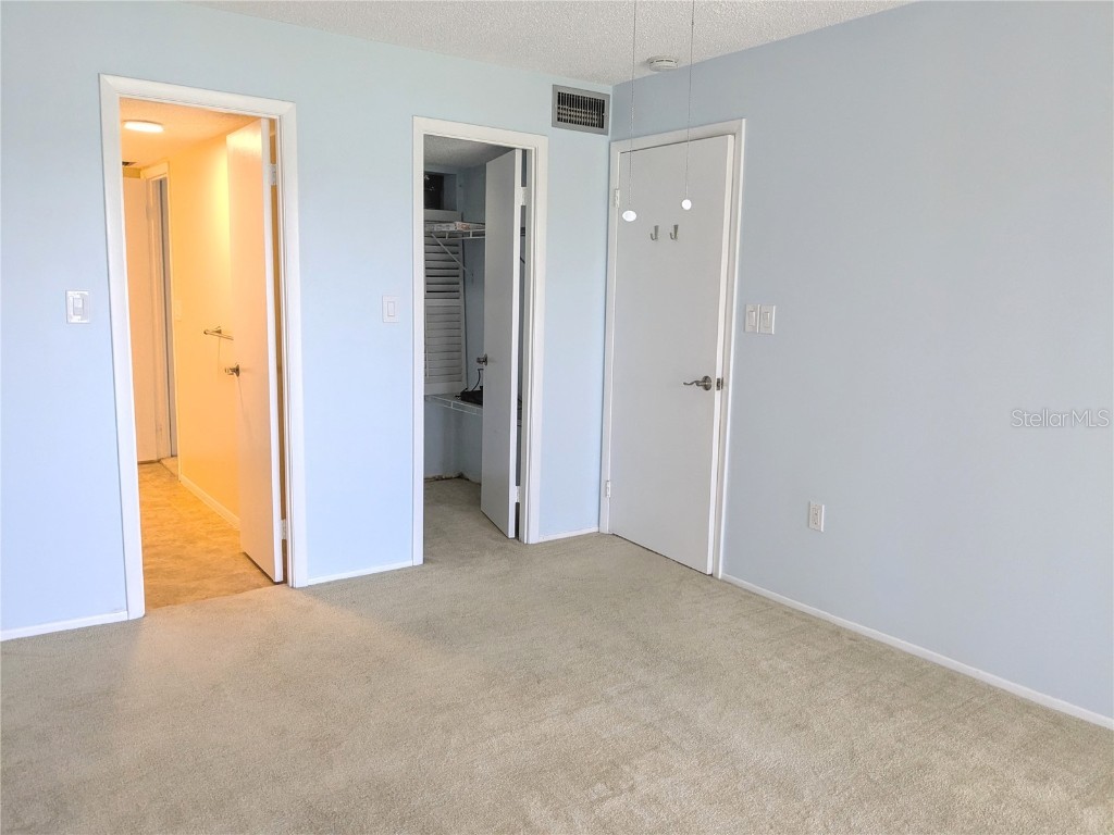 3739 Lake Bayshore Drive #H-214 Bradenton FL 34205 A4677303 image11