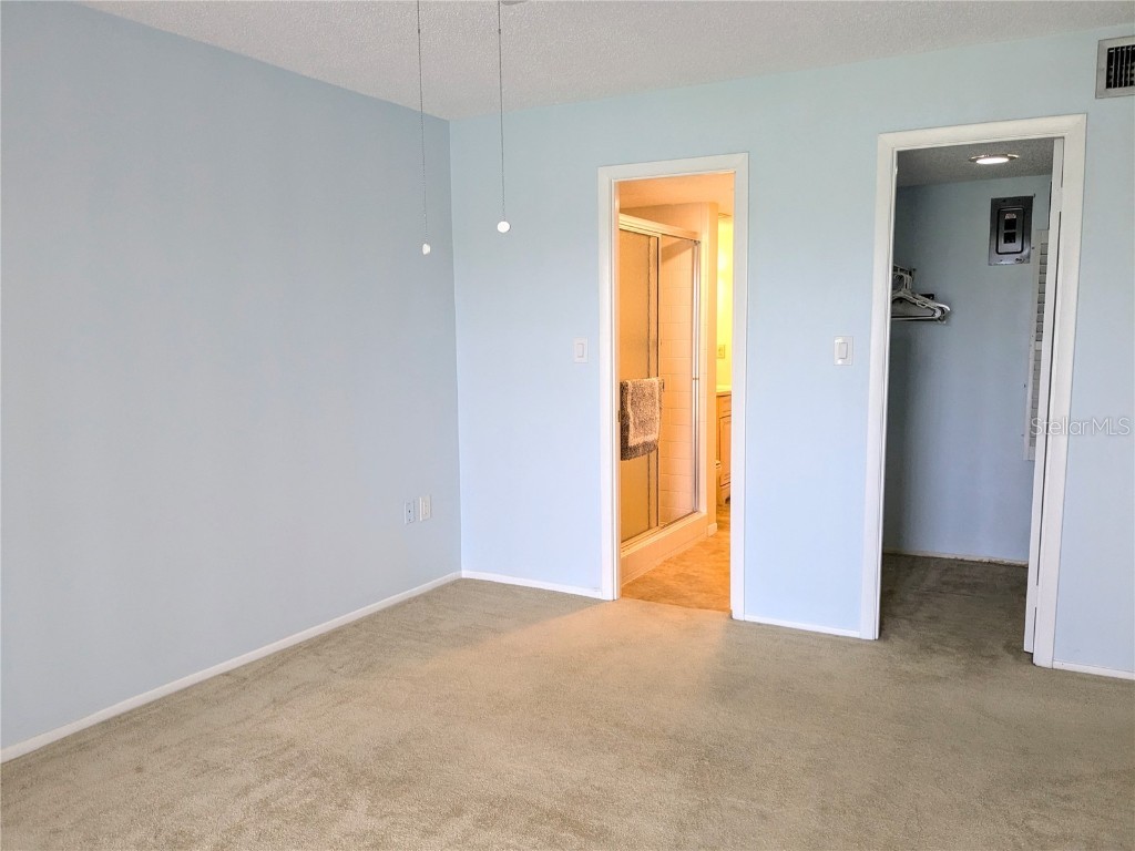 3739 Lake Bayshore Drive #H-214 Bradenton FL 34205 A4677303 image12