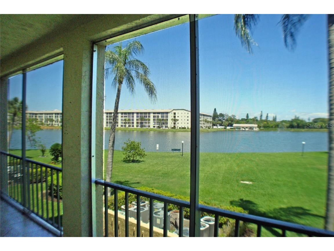 3739 Lake Bayshore Drive #H-214 Bradenton FL 34205 A4677303 image21