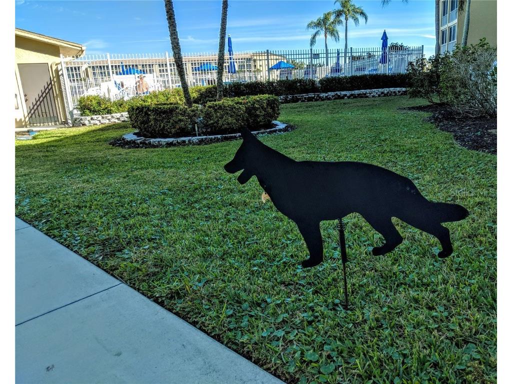 3739 Lake Bayshore Drive #H-214 Bradenton FL 34205 A4677303 image25