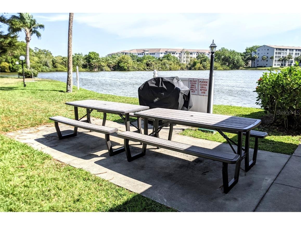 3739 Lake Bayshore Drive #H-214 Bradenton FL 34205 A4677303 image30