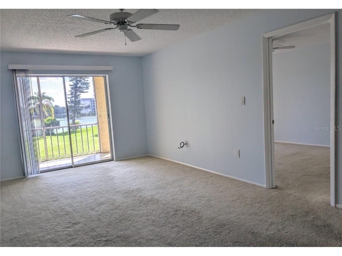3739 Lake Bayshore Drive #H-214 Bradenton FL 34205 A4677303 image9