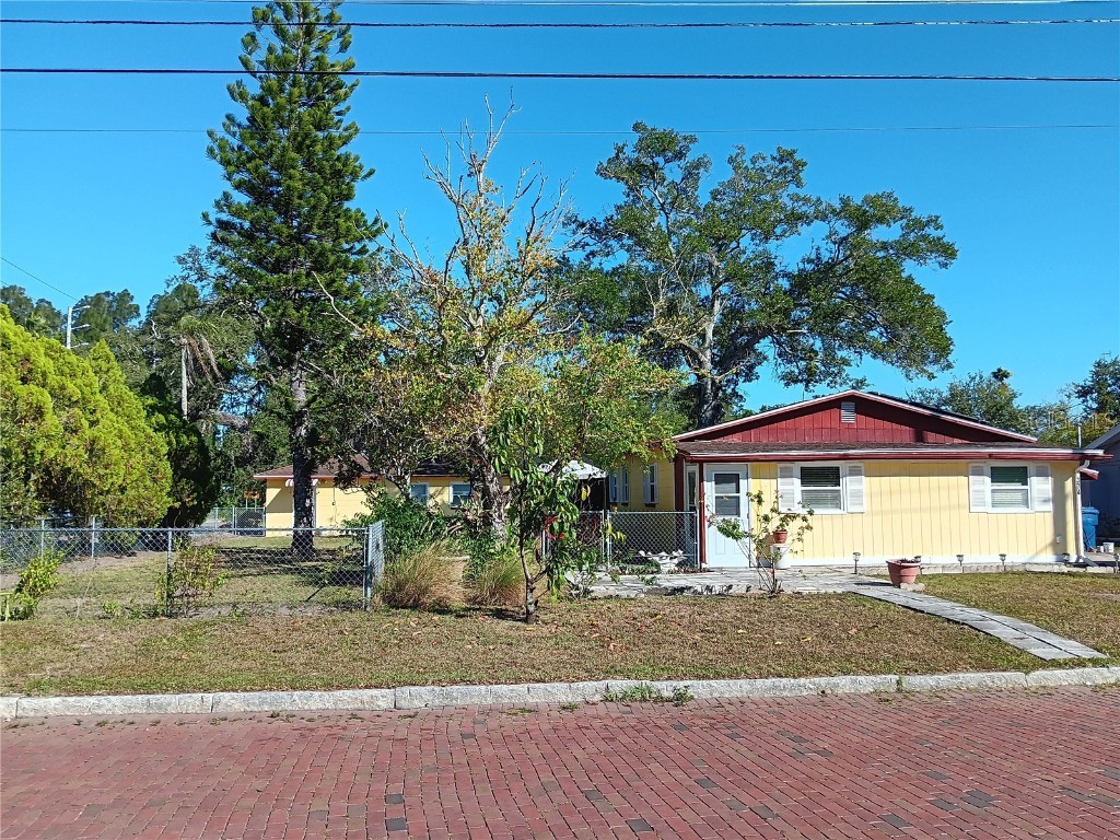 374 3rd Street NW Largo FL 33770 TB8440886 image1