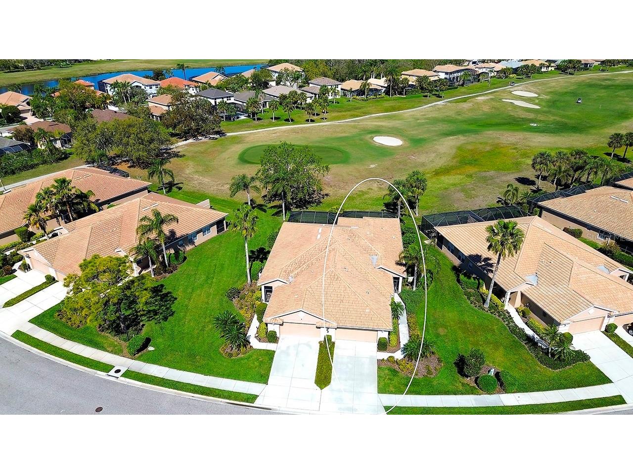 374 Fairway Isles Lane Bradenton FL 34212 A4643716 image1