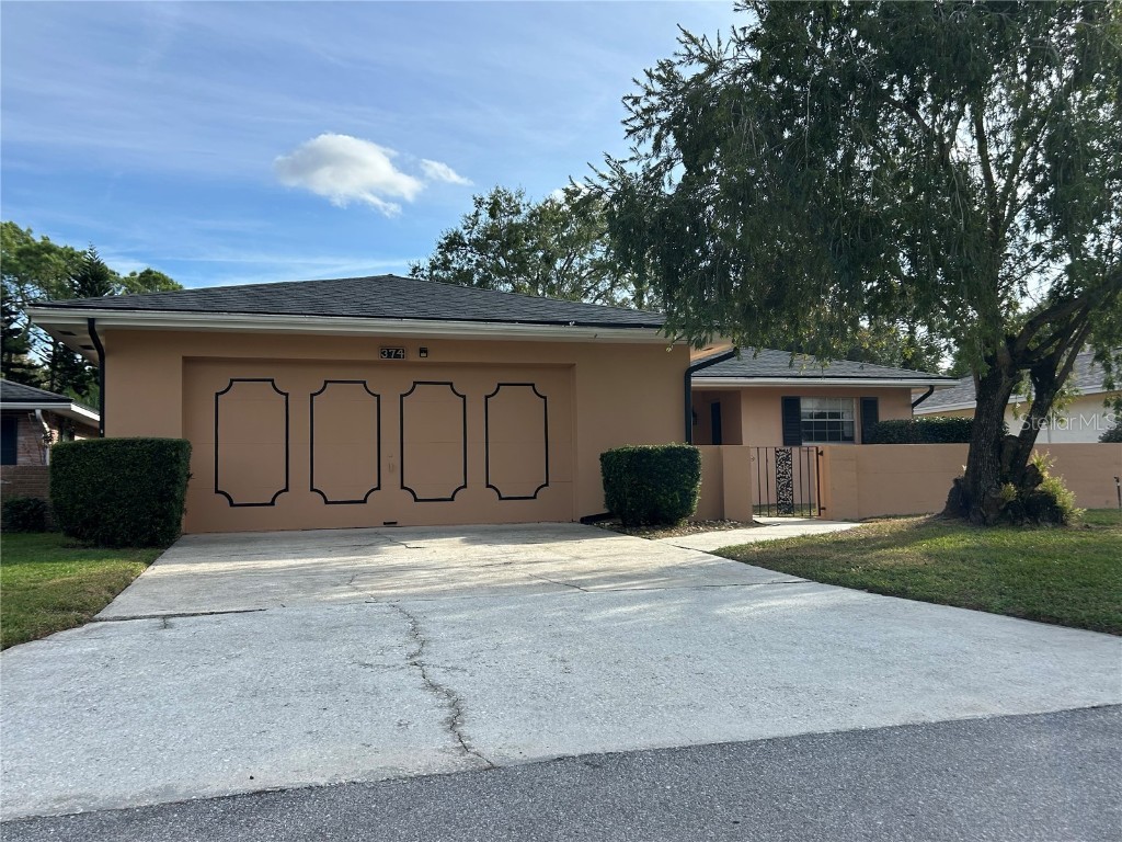 374 Troon Court Winter Haven FL 33884 P4936606 image1