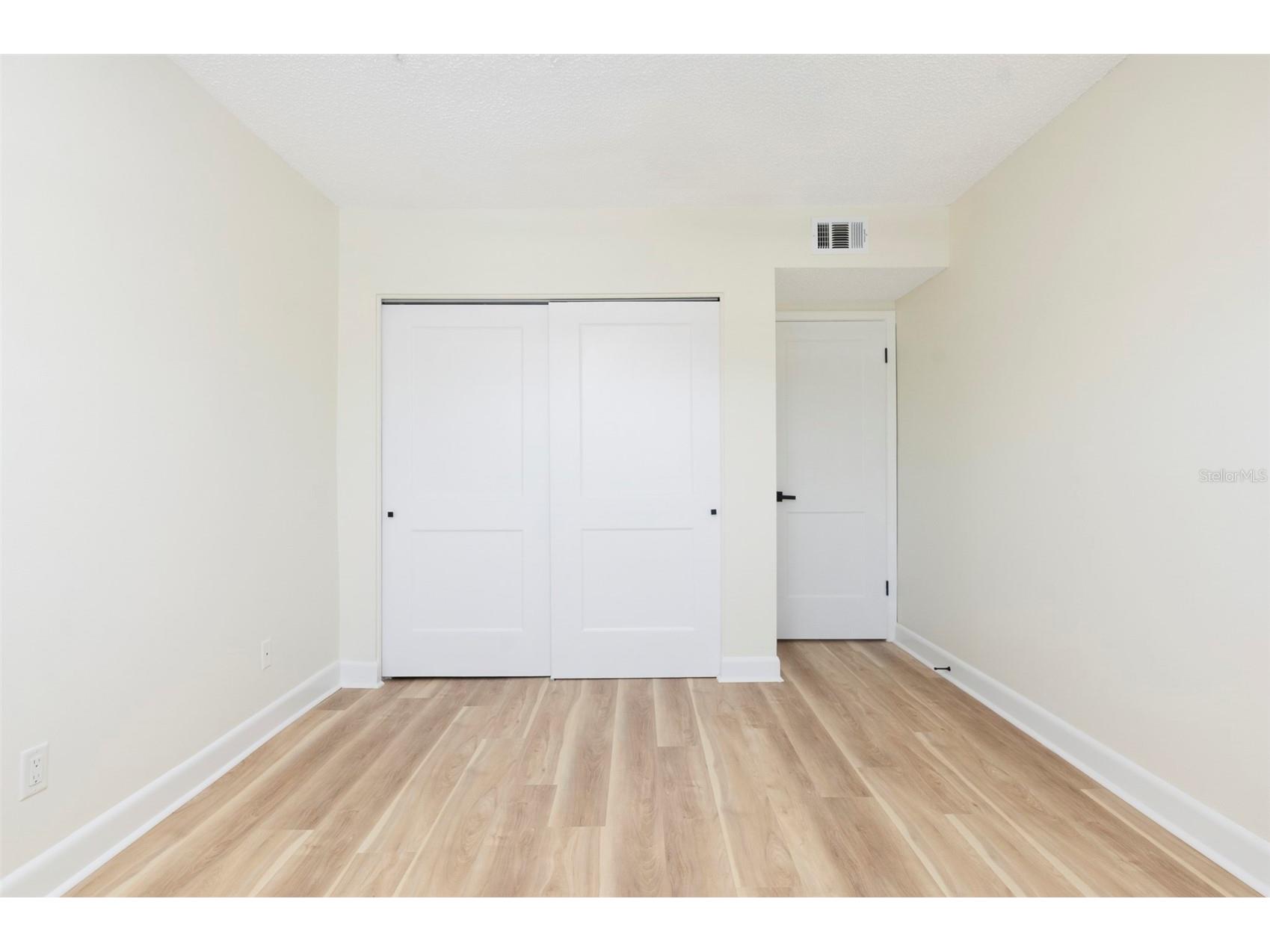 3740 58th Street N #106 Saint Petersburg FL 33710 TB8509831 image16