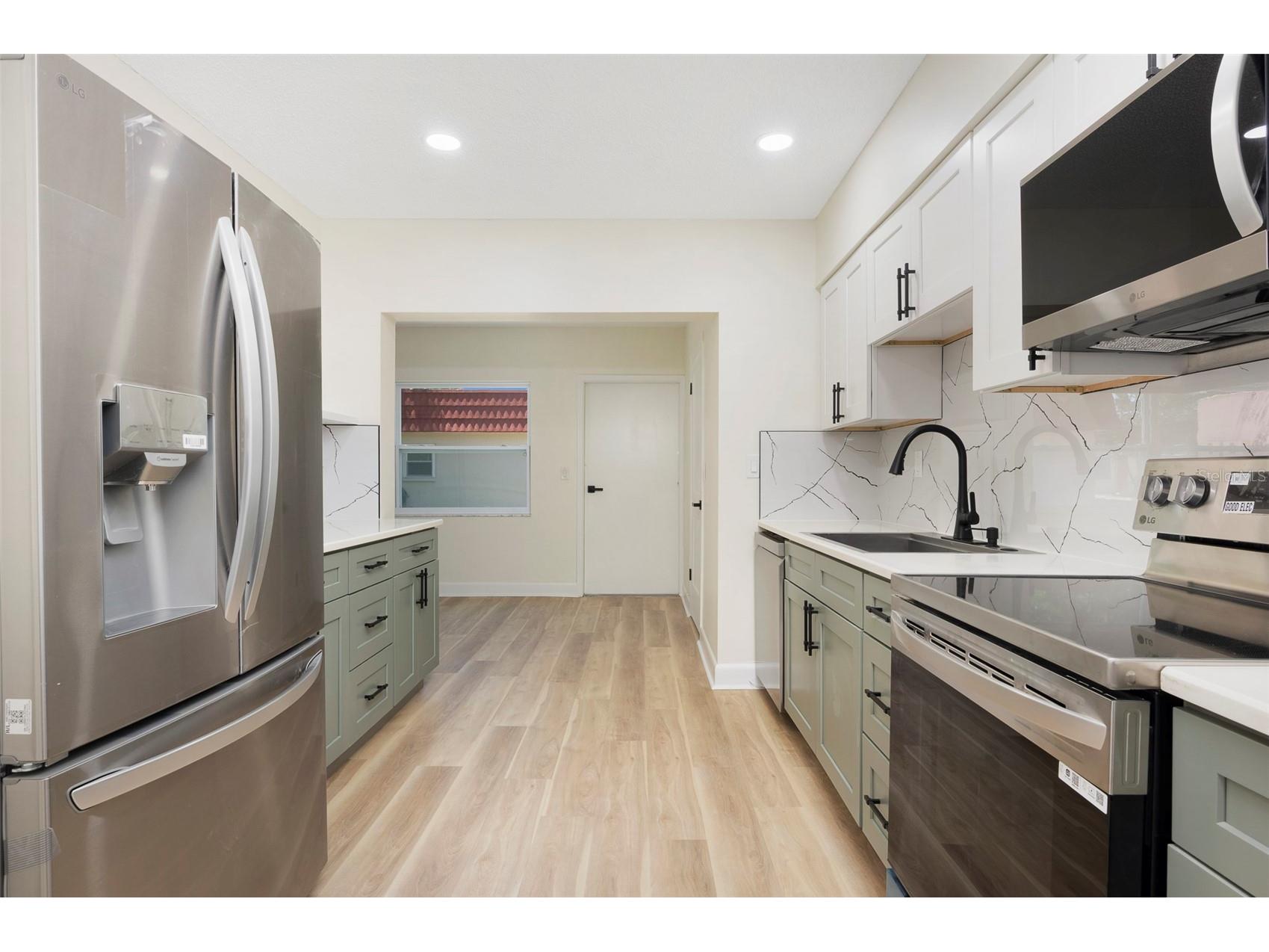 3740 58th Street N #106 Saint Petersburg FL 33710 TB8509831 image6