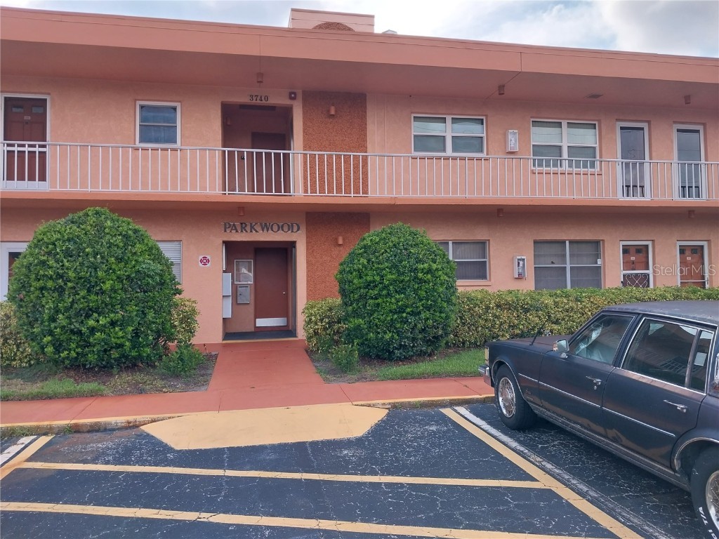 3740 58th Street N #110 Saint Petersburg FL 33710 U8209715 image1