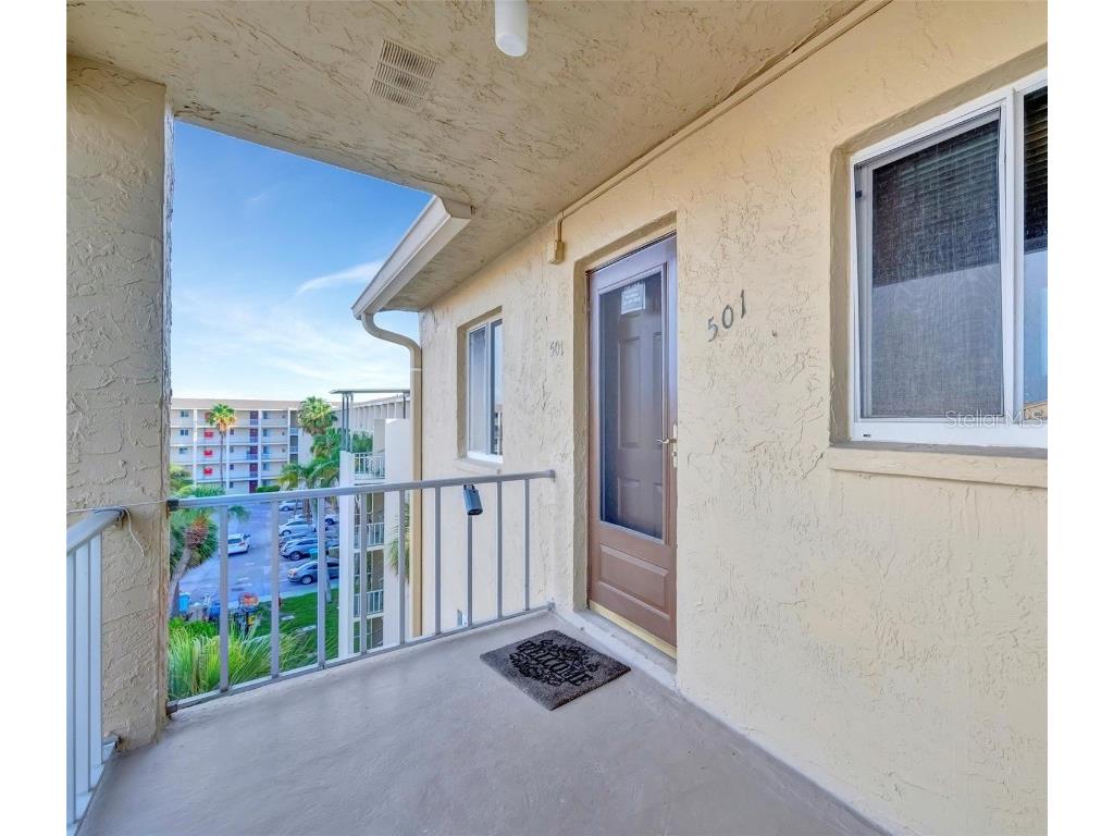 3740 Lake Bayshore Drive #501 Bradenton FL 34205 A4652314 image1