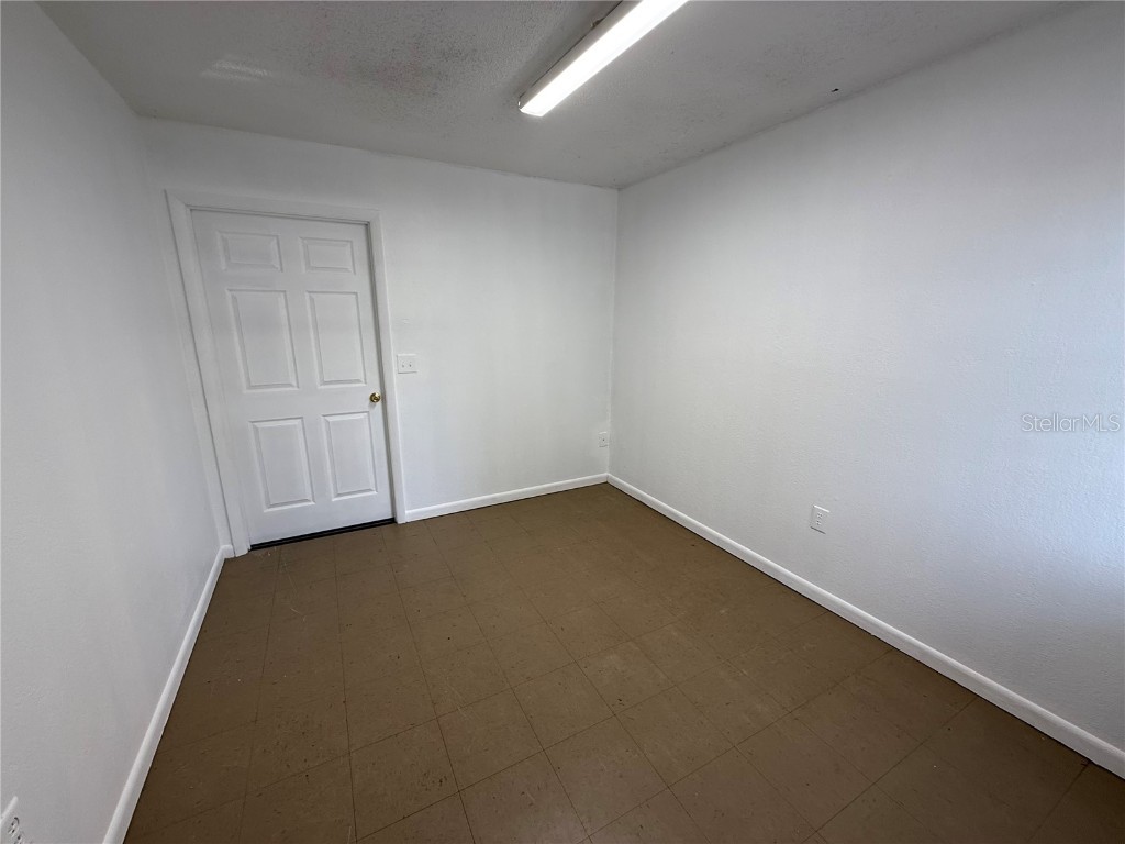 3740 NE 40th Place #G Ocala FL 34479 OM709691 image3