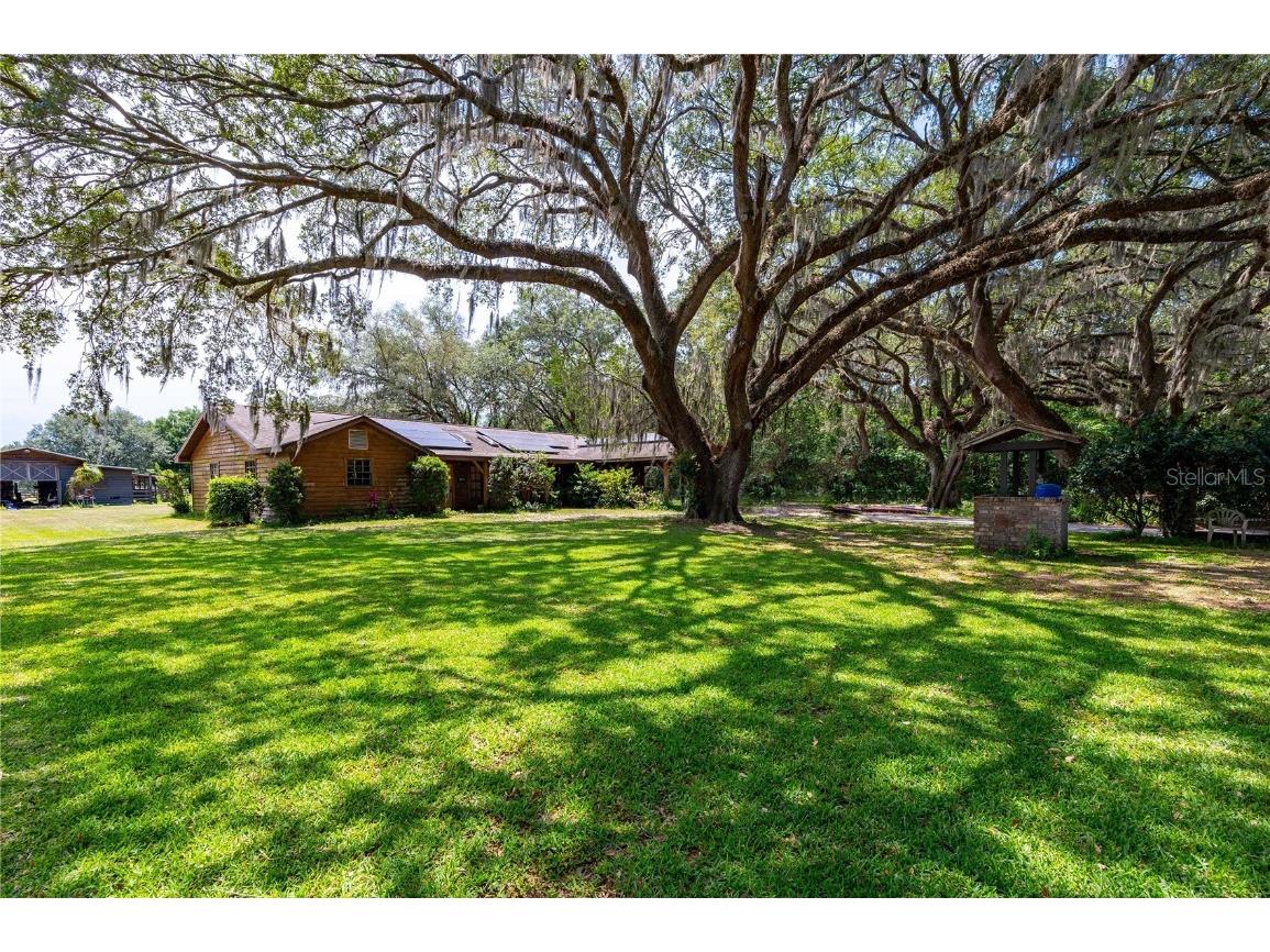 3740 Oakwood Drive Wesley Chapel FL 33543 T3445265 image1