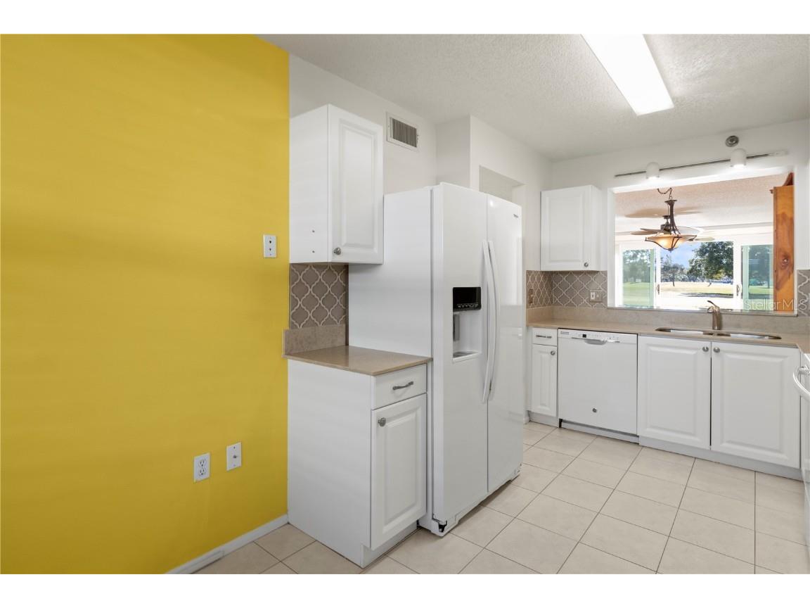 3740 Pinebrook Circle #105 Bradenton FL 34209 A4674876 image10