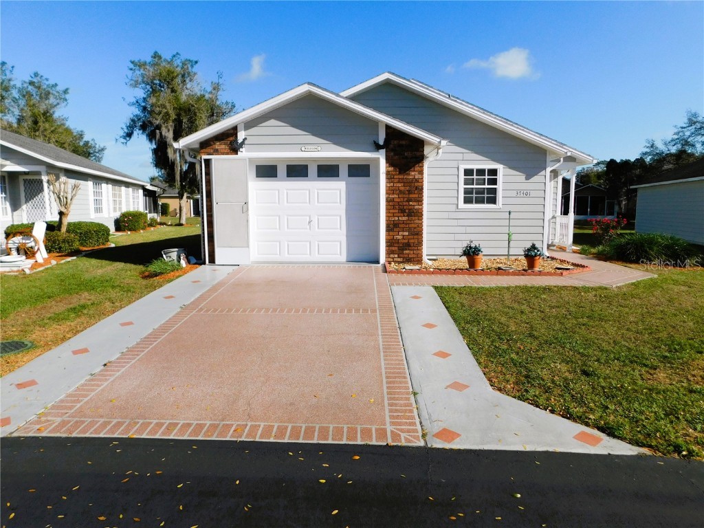 37401 Wedgewood Drive Zephyrhills FL 33542 T3429553 image1