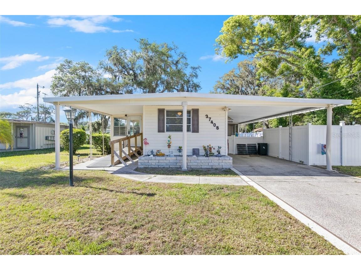 37408 Melinda Avenue Zephyrhills FL 33542 T3518827 image1