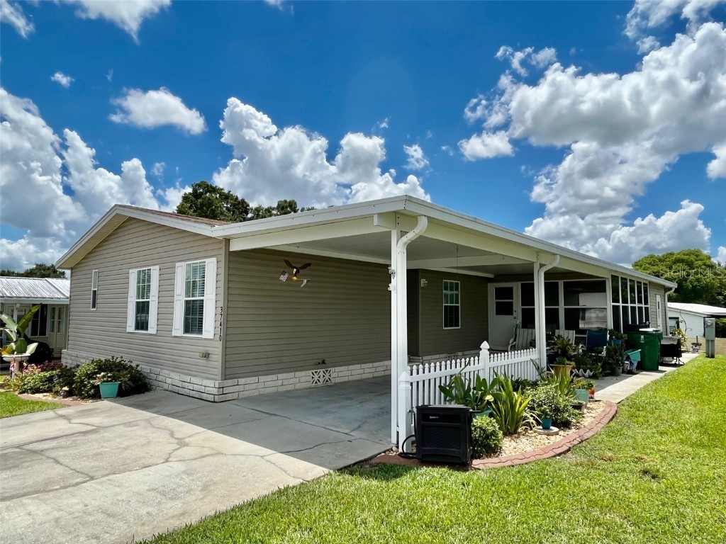 37410 Neukom Avenue Zephyrhills FL 33541 U8206817 image1