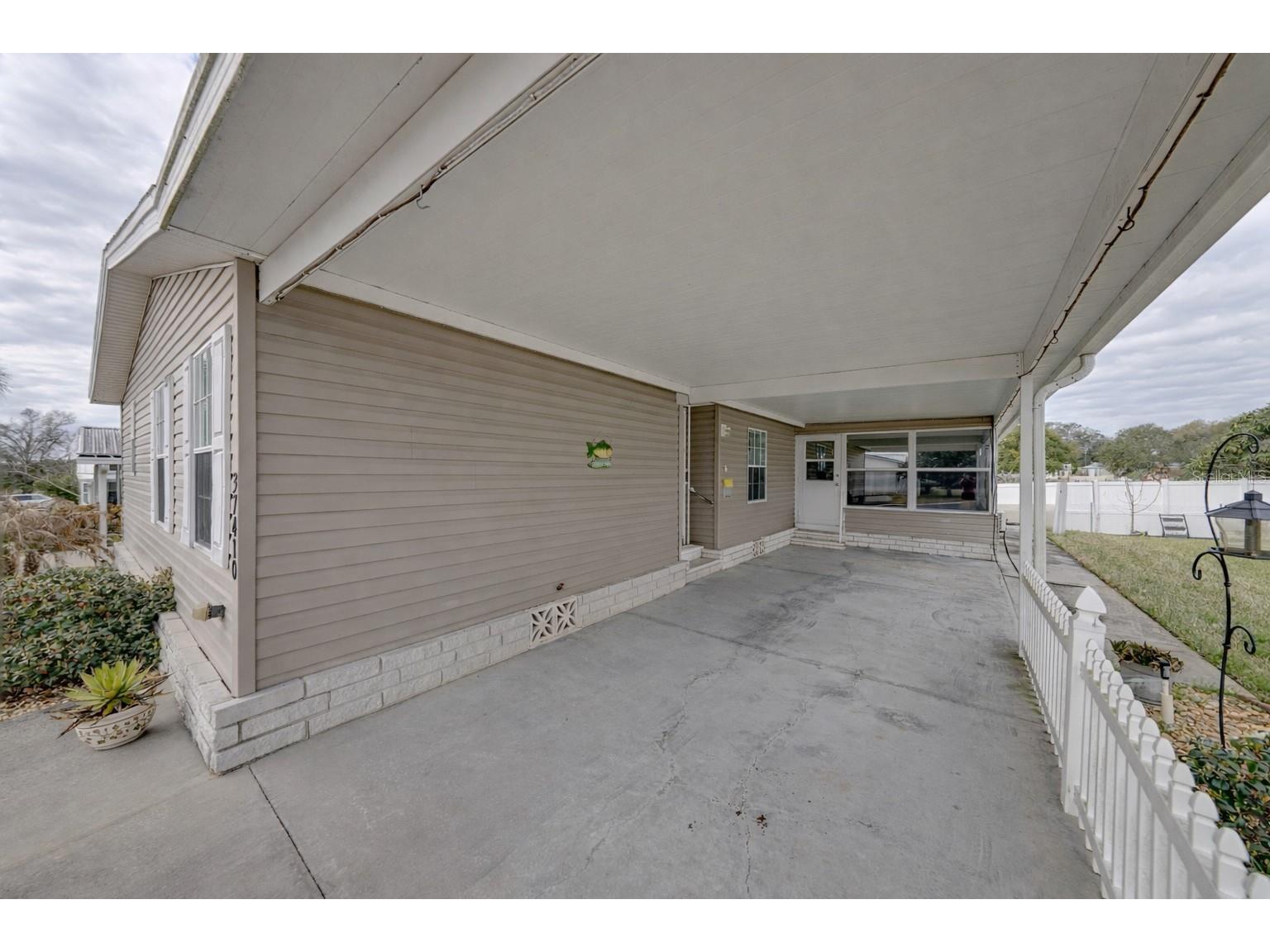 37410 Neukom Avenue Zephyrhills FL 33541 TB8481525 image6
