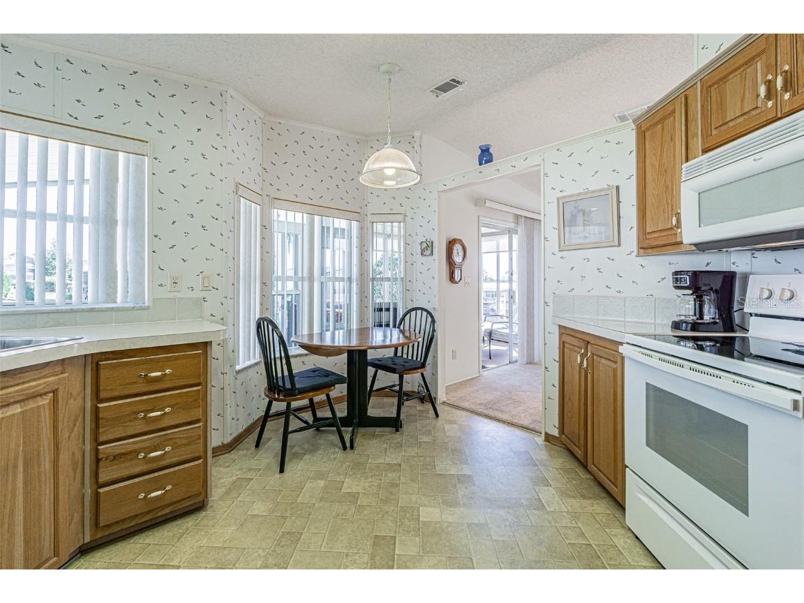 37416 Neukom Avenue Zephyrhills FL 33541 TB8450773 image4