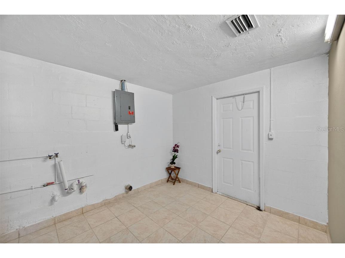 3742 Elmwood Drive Holiday FL 34691 W7880284 image32