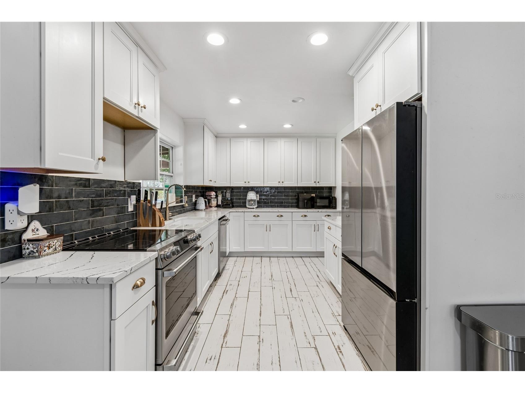3742 Martin Street Orlando FL 32806 O6425057 image8
