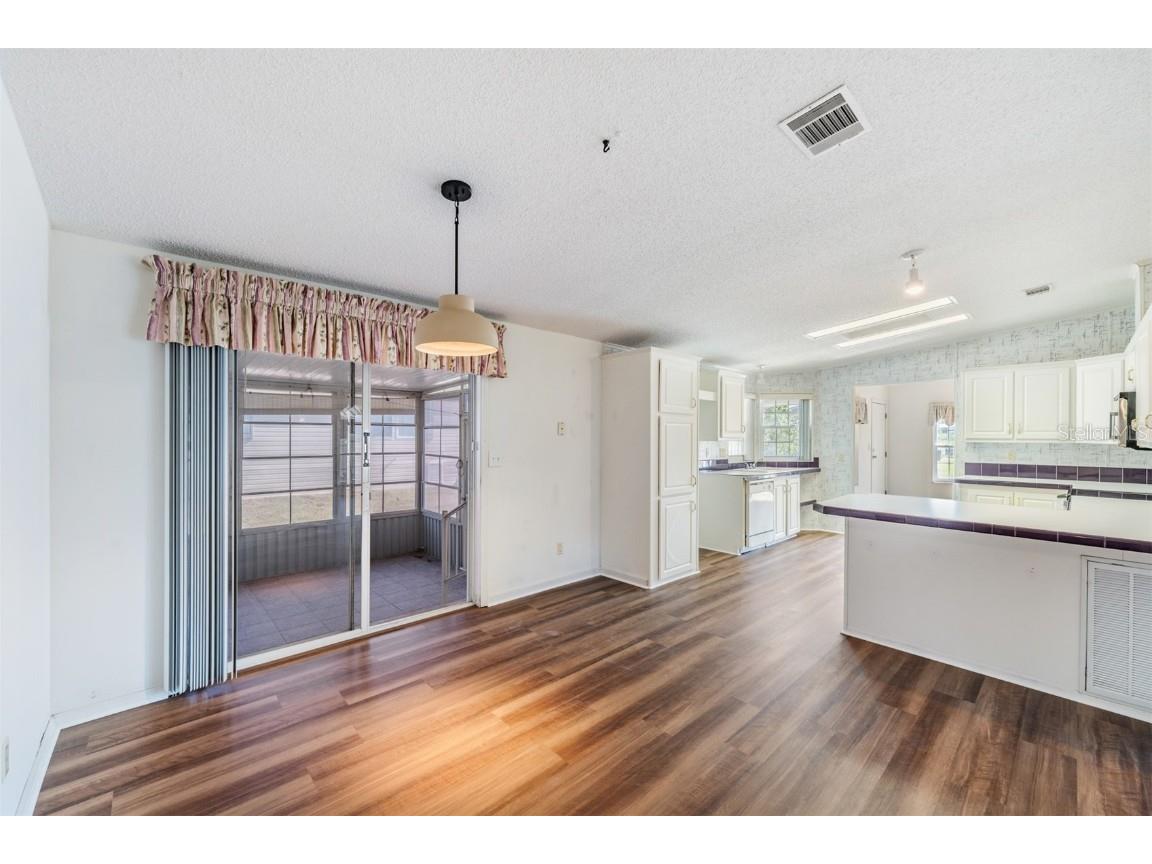 37422 Neukom Avenue Zephyrhills FL 33541 TB8448824 image5