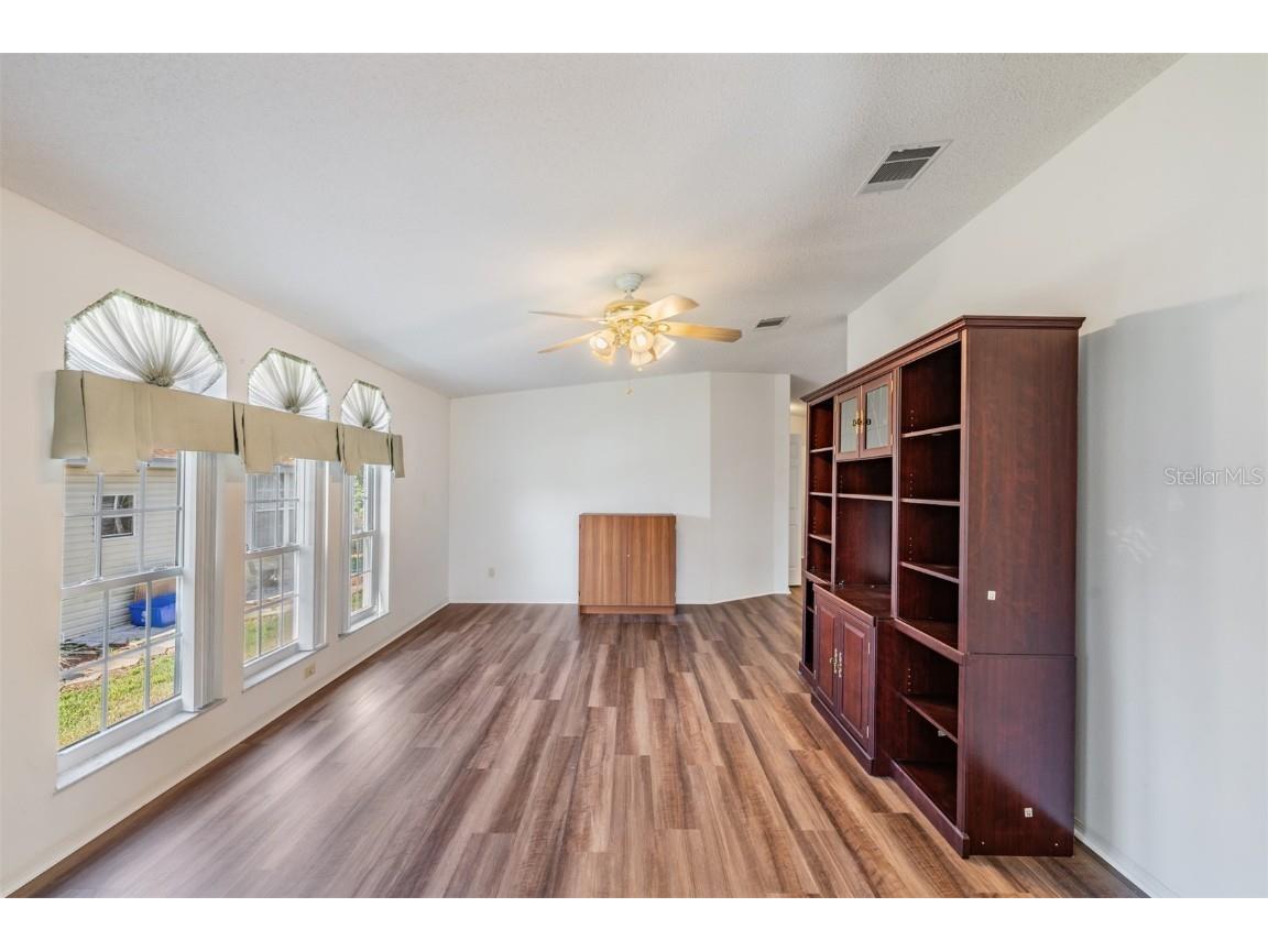 37422 Neukom Avenue Zephyrhills FL 33541 TB8448824 image9