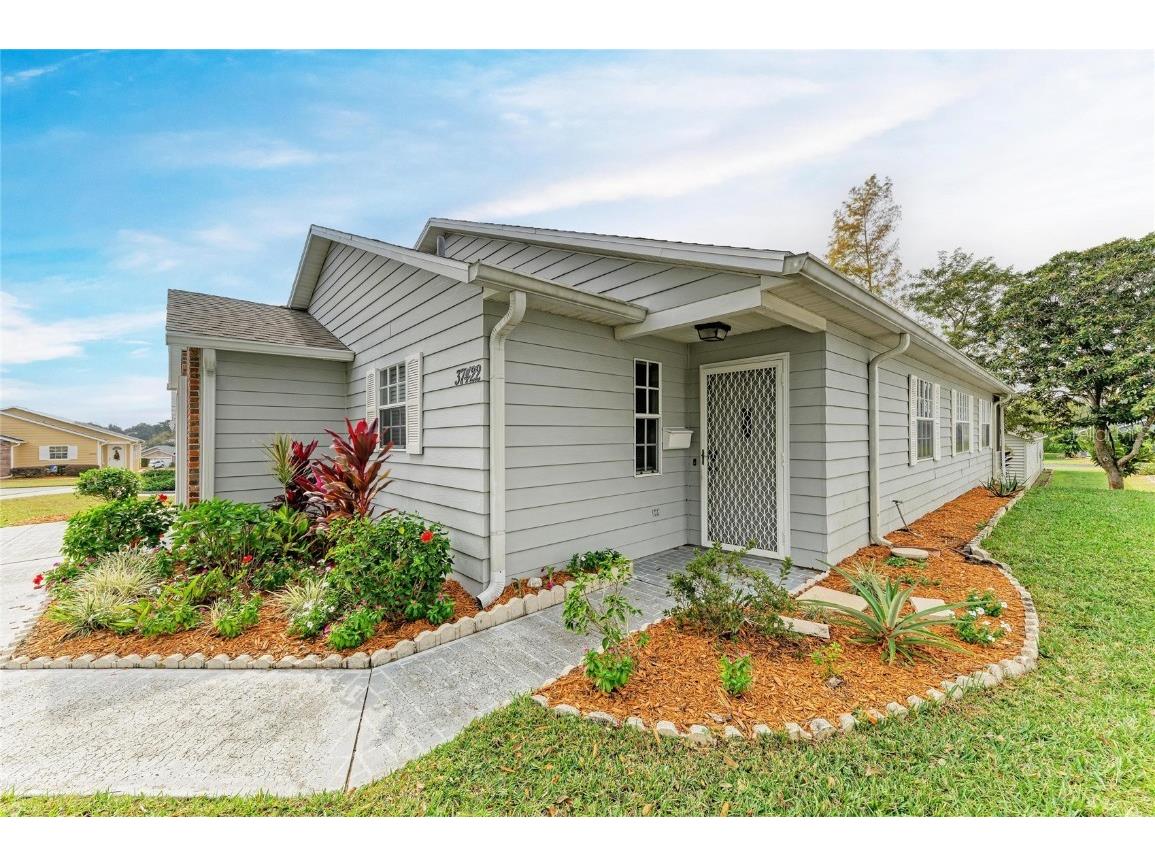 37422 Teaberry Loop Zephyrhills FL 33542 TB8422548 image1