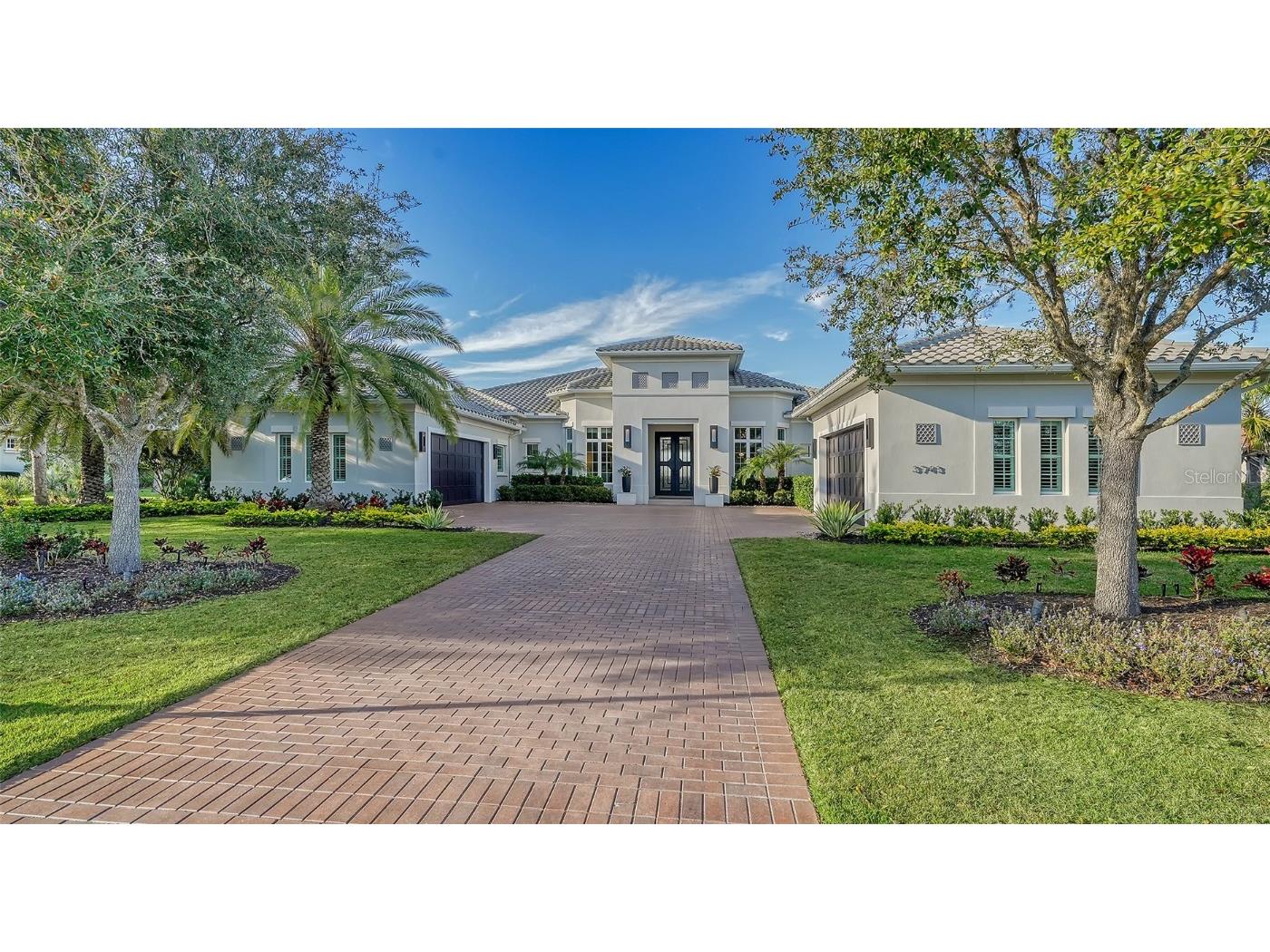 3743 Founders Club Drive Sarasota FL 34240 A4599835 image1