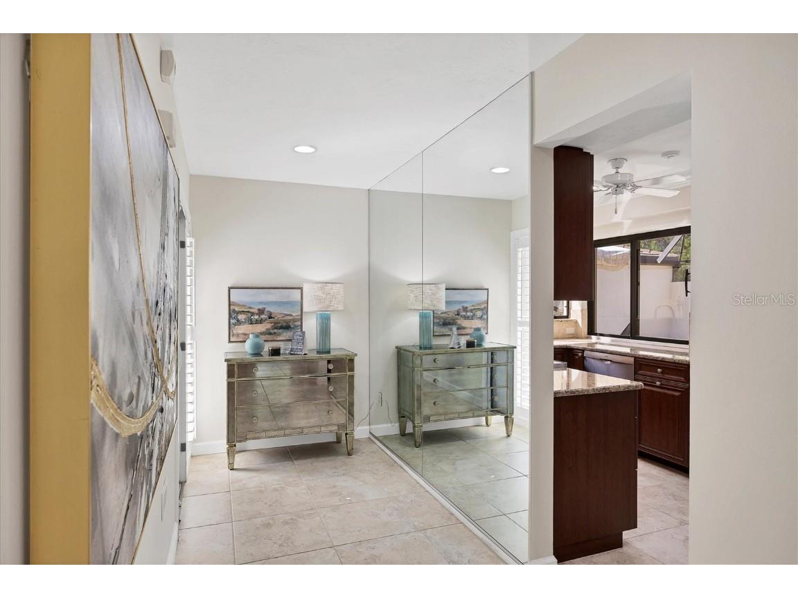 3743 Glen Oaks Manor Drive Sarasota FL 34232 A4672089 image8