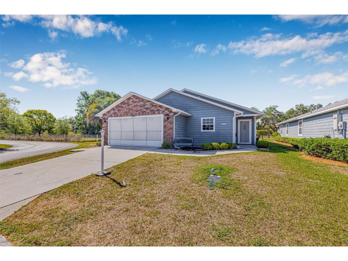 37434 Derbyshire Drive Zephyrhills FL 33542 TB8372594 image1